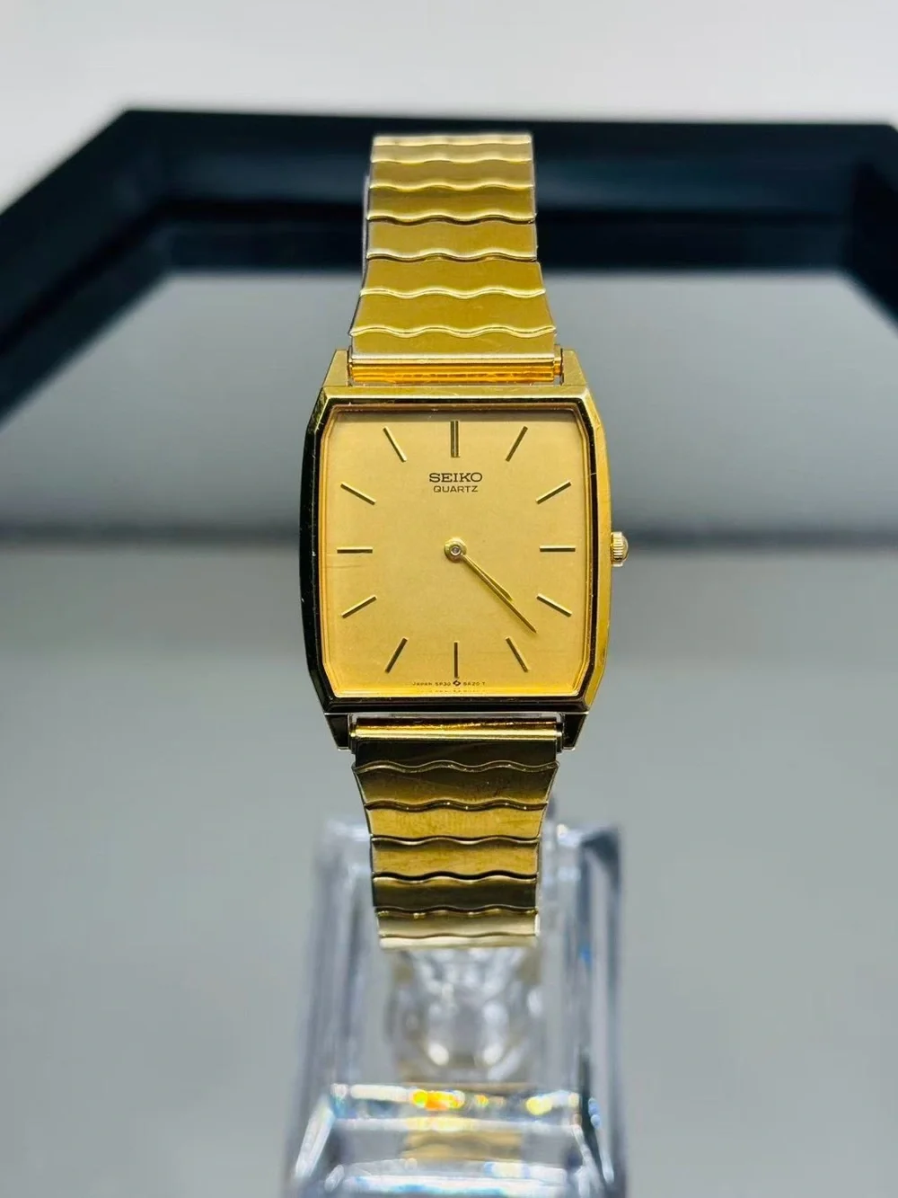 Vintage Seiko Quartz Rectangular Dress Men Watch 5930-5420 New Battery Runs